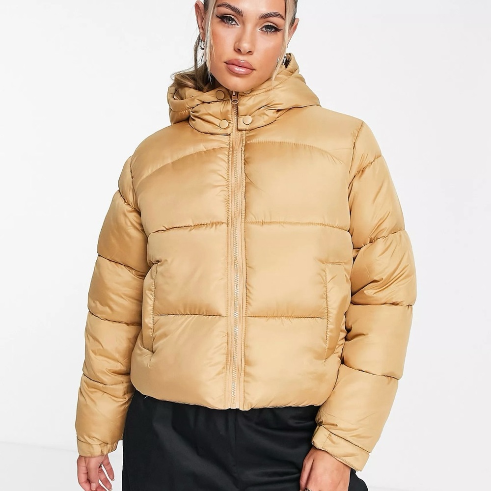 Misguided Petite Hooded Crop Puffer Jacket 🧥